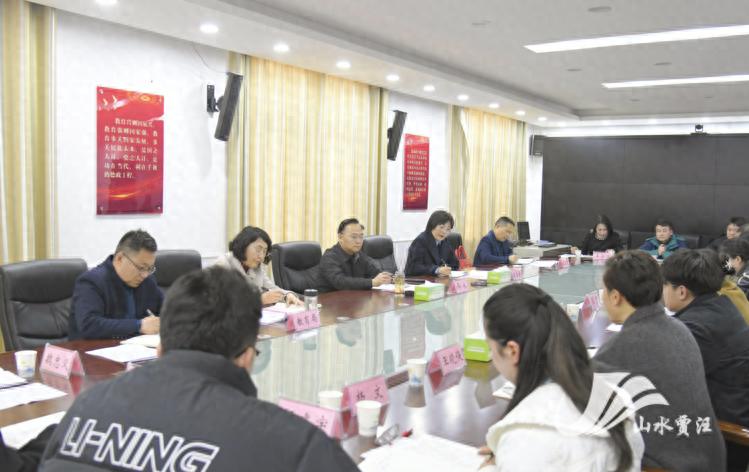 贾汪区实施双班主任制度，如何让每一个孩子都能健康成长？