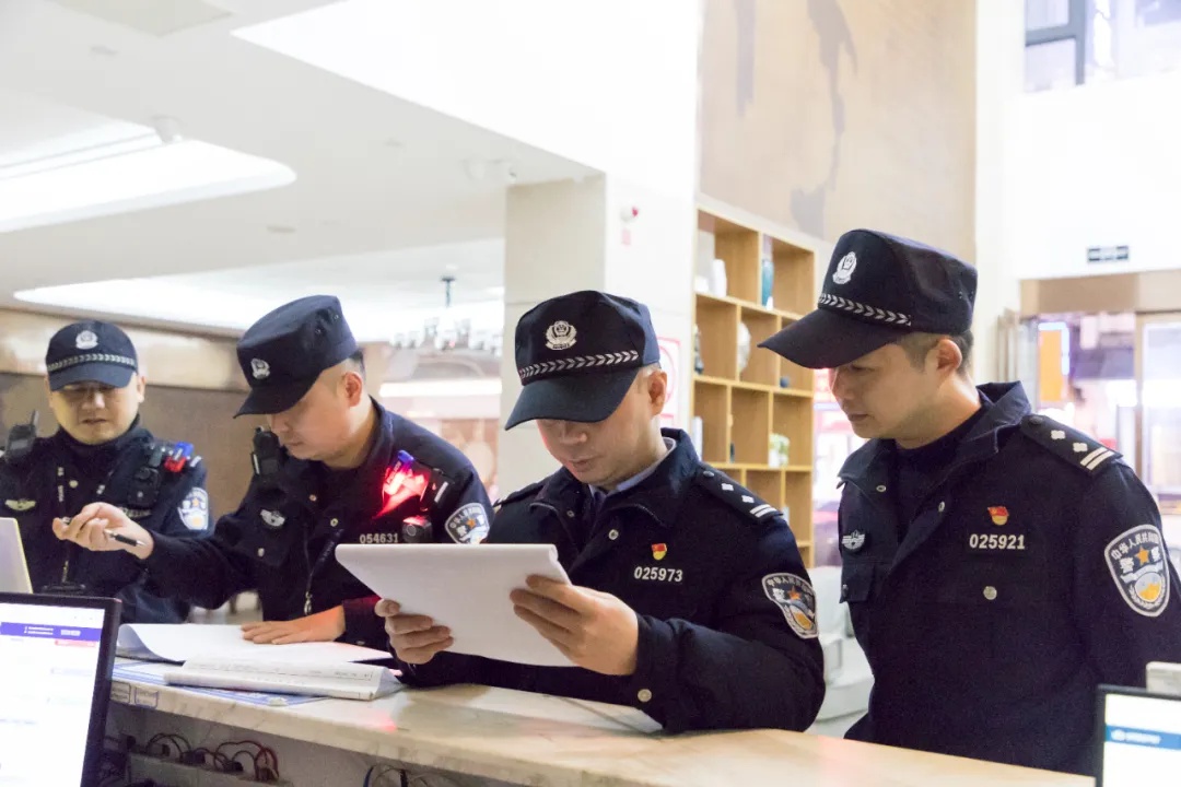 江口县公安局突袭清查!你的住宿安全真的得到保障了吗? 第2张 江口县公安局突袭清查!你的住宿安全真的得到保障了吗? 第2张