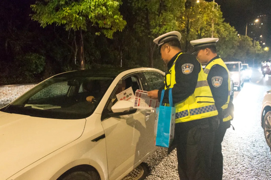 江口县公安局突袭清查!你的住宿安全真的得到保障了吗? 第6张 江口县公安局突袭清查!你的住宿安全真的得到保障了吗? 第6张