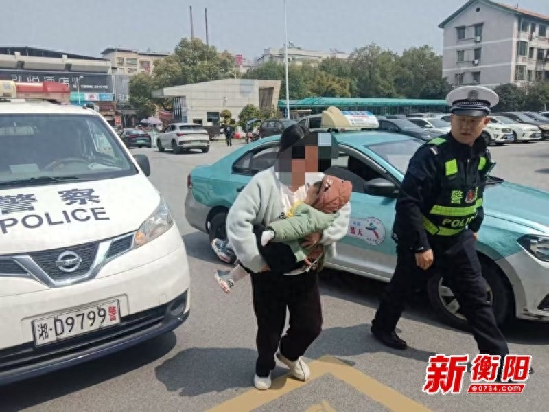 一岁幼童手指被夹断，交警紧急开辟生命通道！他们是如何做到的？