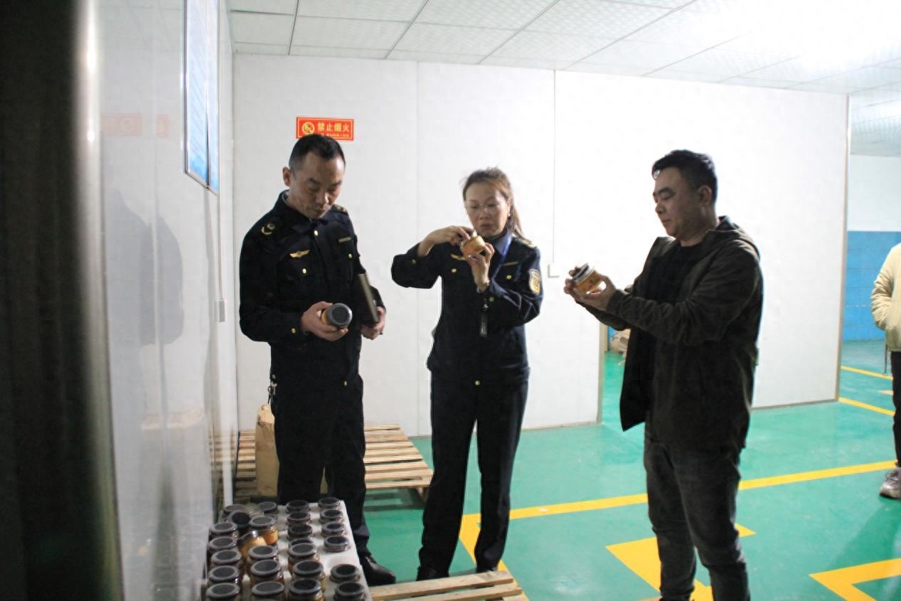 贵阳市如何确保食品安全？息烽县实地检查揭示关键措施