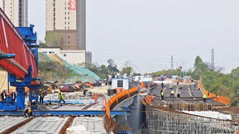 陕南最大立交桥即将贯通！2025年底前主体建成，安康市民出行将迎来怎样巨变？  第1张