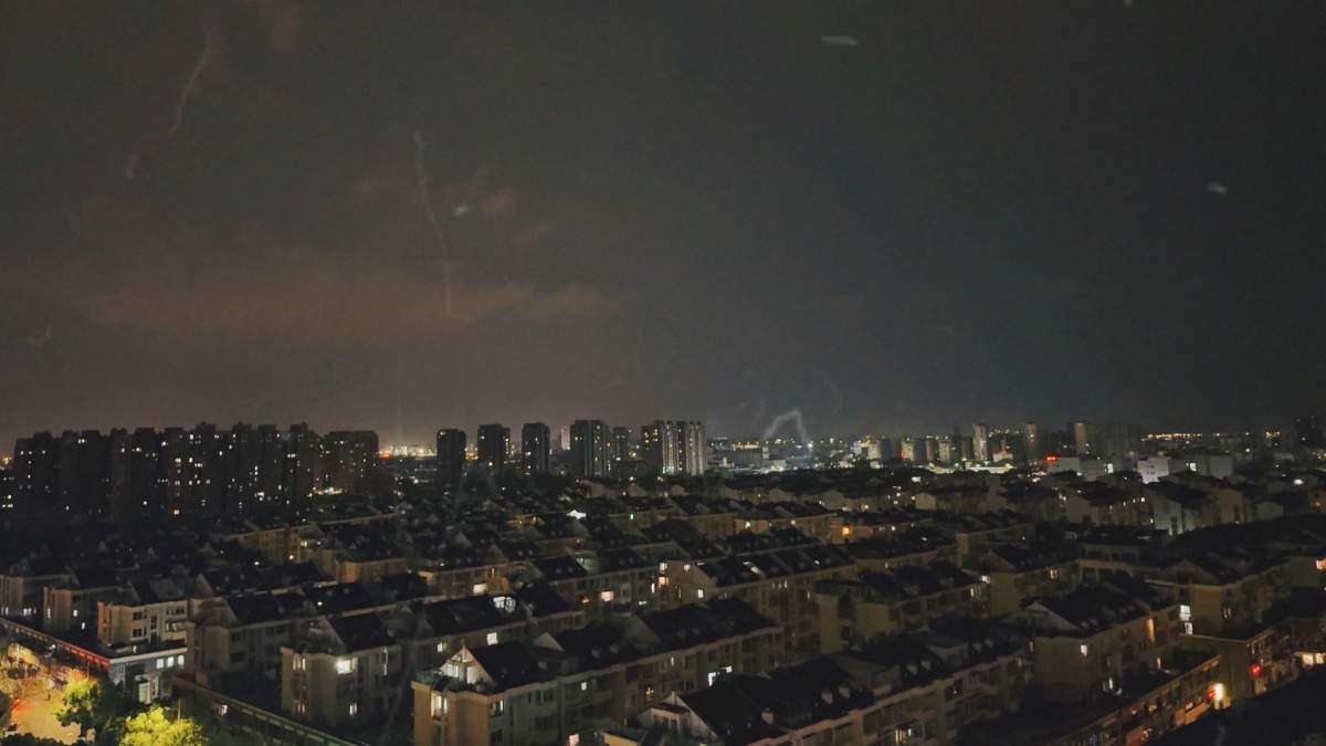 宁波12级大风肆虐！你的城市也遭遇这样的春日限定天气了吗？  第2张