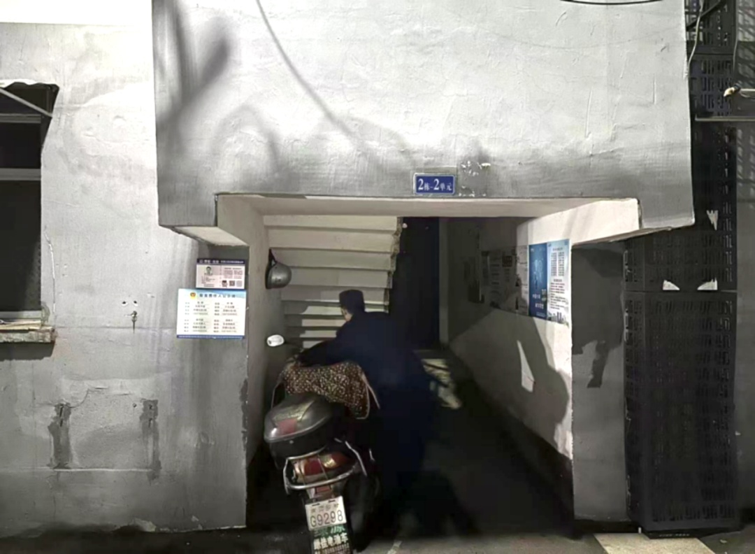 萍乡这些小区电动自行车违规停放、堵塞疏散通道，你家小区上榜了吗？  第3张