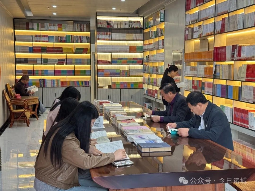 家门口就有1.5万册免费书？这座城市的书房让阅读触手可及