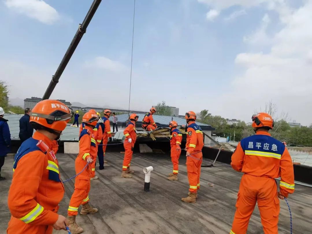 2025年4月12日北京昌平极端大风来袭，各方迅速行动保辖区安全，你了解详情吗？  第6张