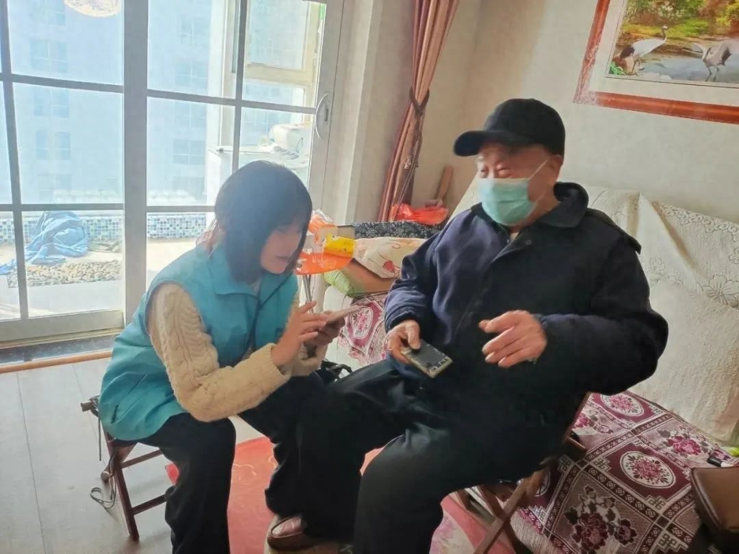 老人养老资格认证遇难题？兰山区金苑社区网格员爱心接力解困  第1张