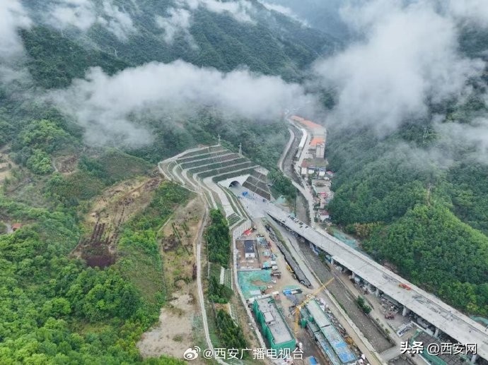 西康高铁秦岭九天山隧道贯通！全线建设加速，你知道有多快吗？  第2张