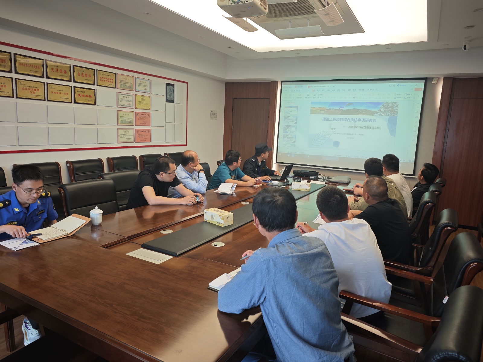 为提升建筑渣土利用率，新城执法分局直属中队都做了啥？  第2张