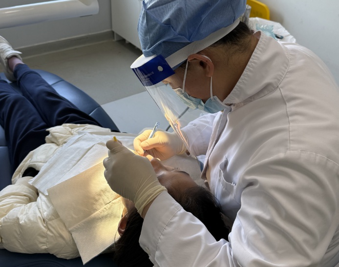 闵行区社区医院口腔服务大升级！8家能种牙，5家可正畸？  第2张