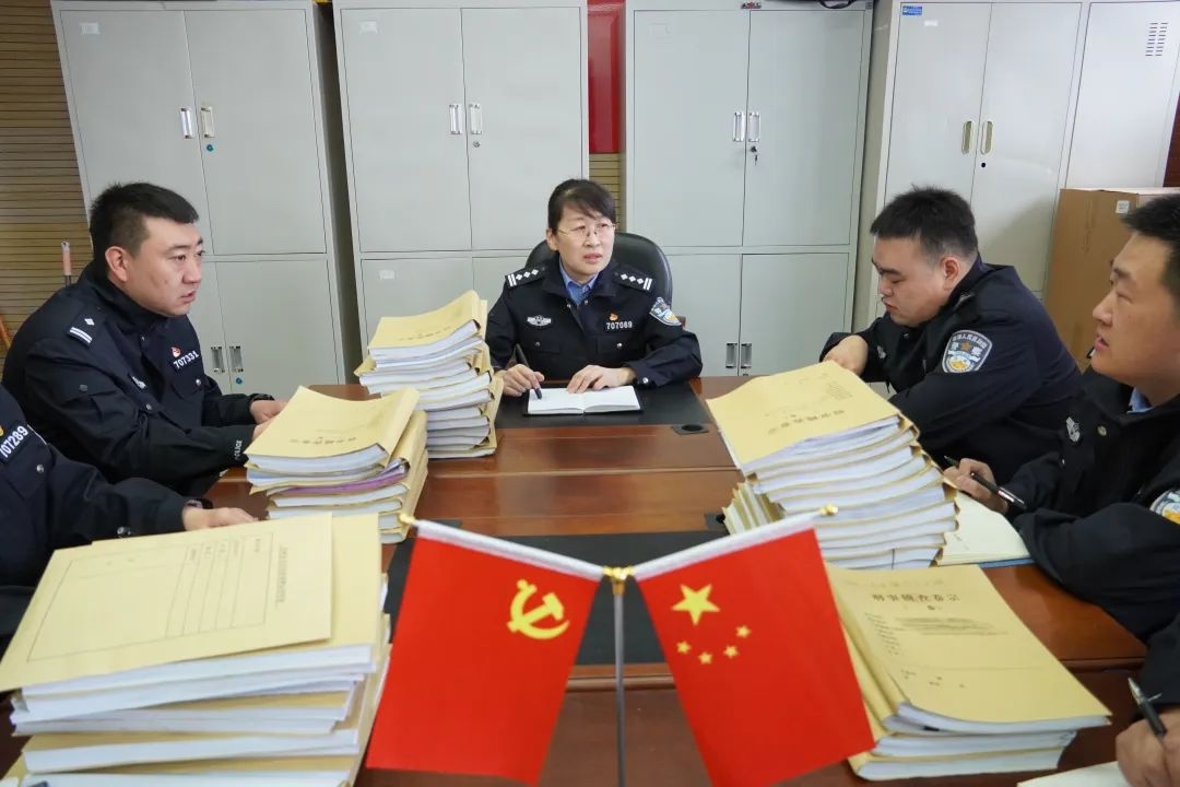 三十年如一日坚守！张丽霞为何对公安工作如此热忱？  第2张