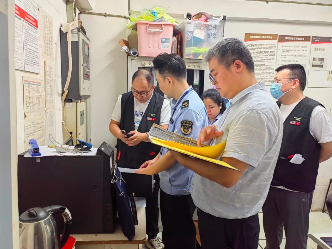 5月9日东湖区应急管理局联合商务局，商超安全检查重点查啥？  第2张