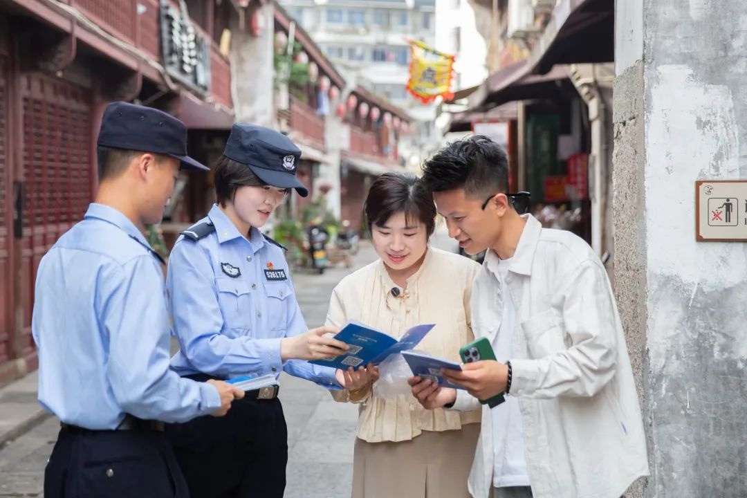 当古城墙垣遇治理难题？定海公安竟用这招开启警民共治新篇章  第4张