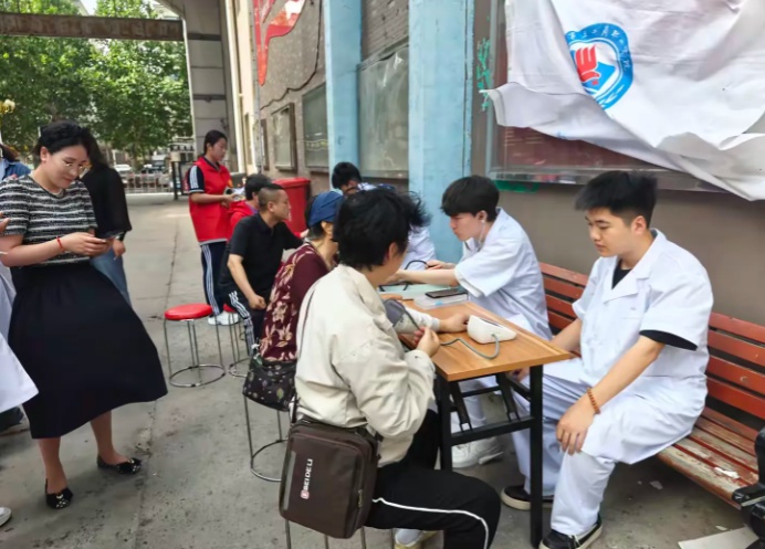 红旗街道社区便民服务超贴心！在家门口就能享专业服务？  第3张