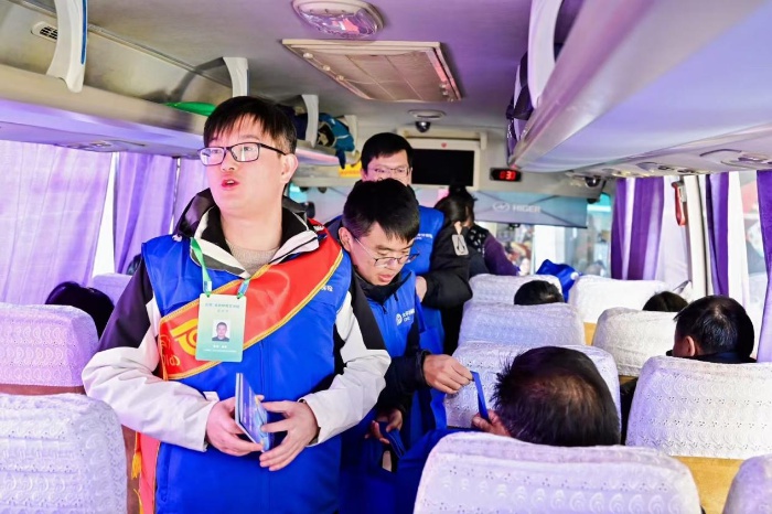 春运归家路，金融安全你准备好了吗？昆明南部汽车客运站送上实用金融知识年货  第5张