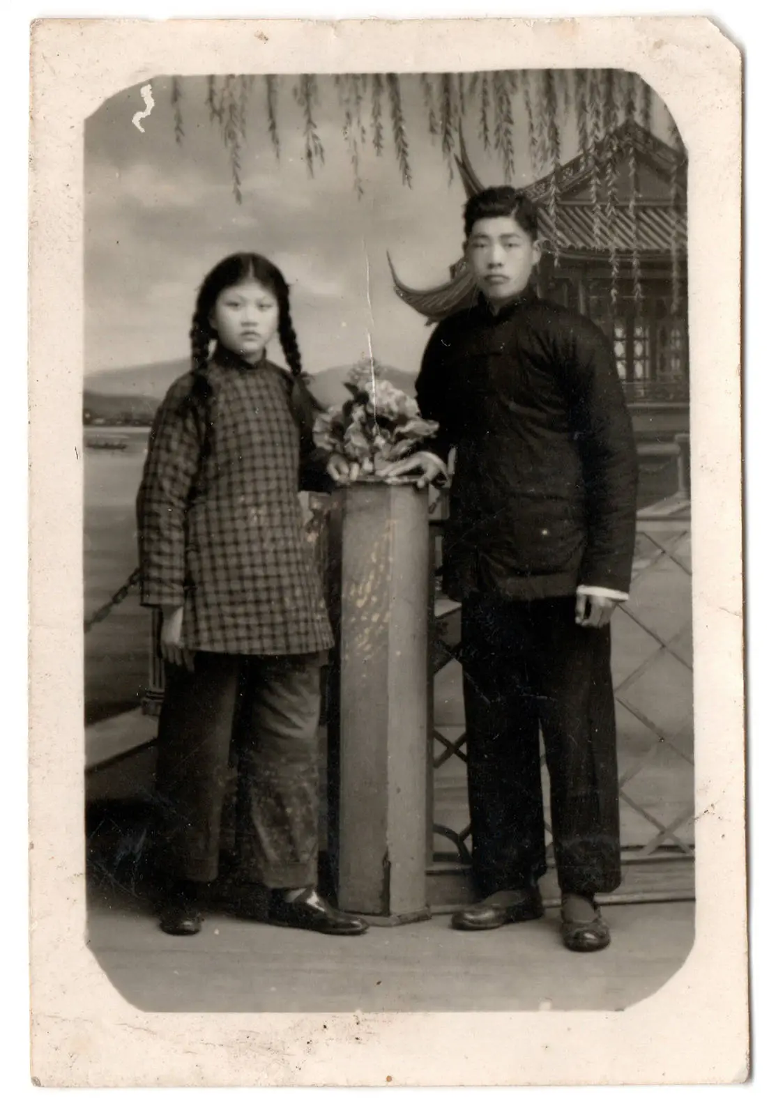 1956年的结婚照,为何至今仍能触动我们的心弦? 第11张 1956年的结婚照,为何至今仍能触动我们的心弦? 第11张