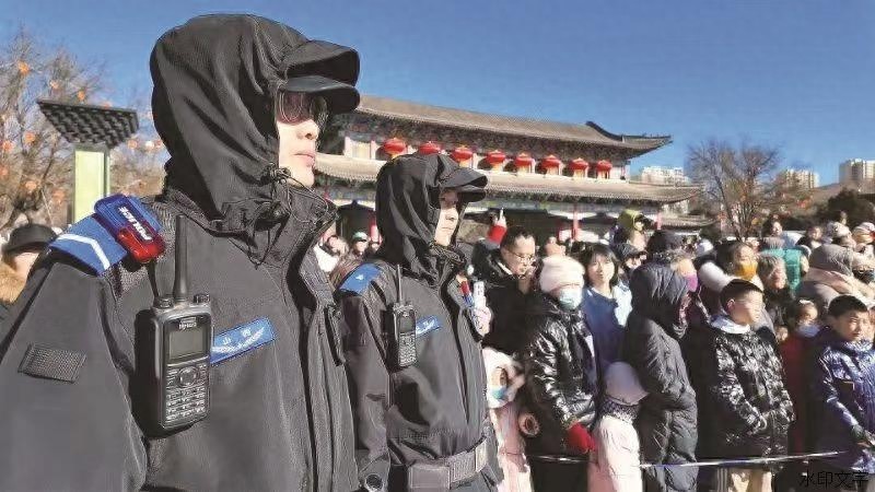 怡然见晋中，社火巡演如何绘就平安红？警察蓝背后的守护故事  第1张