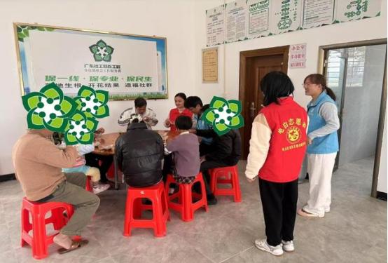 元宵节糖水飘香，小良镇双百社工如何用甜蜜传递温暖与关怀？  第2张