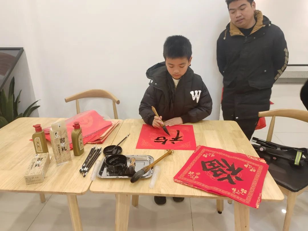 欣湾社区元宵游园会：300居民齐聚，猜灯谜领汤圆，你错过了吗？  第10张