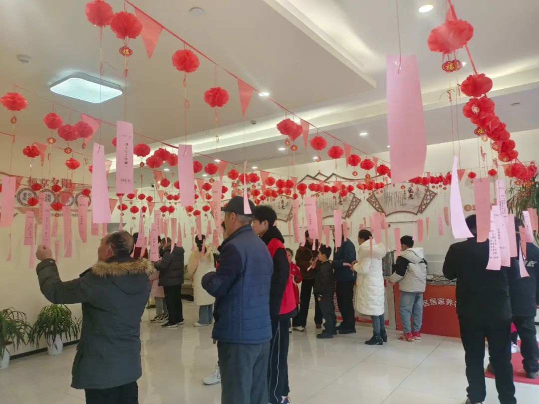 欣湾社区元宵游园会：300居民齐聚，猜灯谜领汤圆，你错过了吗？  第3张