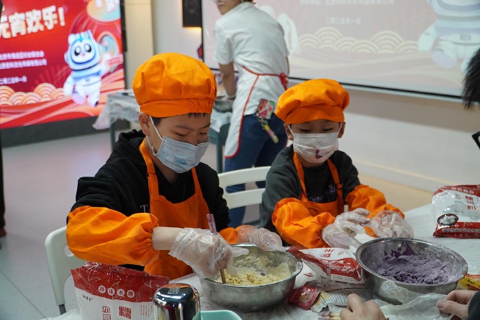 元宵节亲子活动，孩子们亲手制作的元宵为何如此特别？  第2张