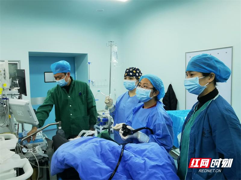8岁儿童误吞硬币，三分钟内无痛取出！郴州四院如何做到的？  第2张