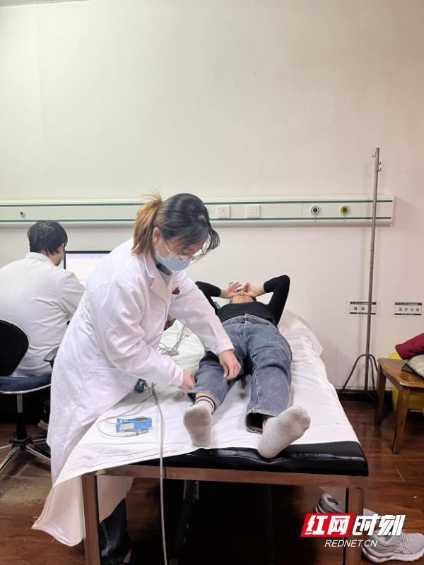 2025寒假，湘南学院临床学院学子如何在家乡留下温暖足迹？  第3张