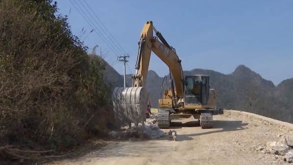 册亨县农中至冗洪段改扩建工程即将完工，这条致富路将如何改变当地乡村振兴格局？  第2张