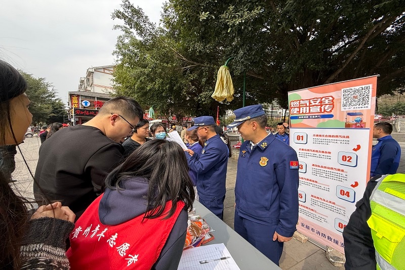 电动车充电隐患大揭秘！你家的消防安全过关了吗？  第2张