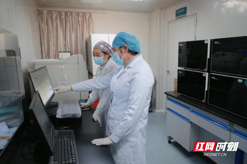 36年坚守，她如何在幕后默默守护我们的健康？  第3张