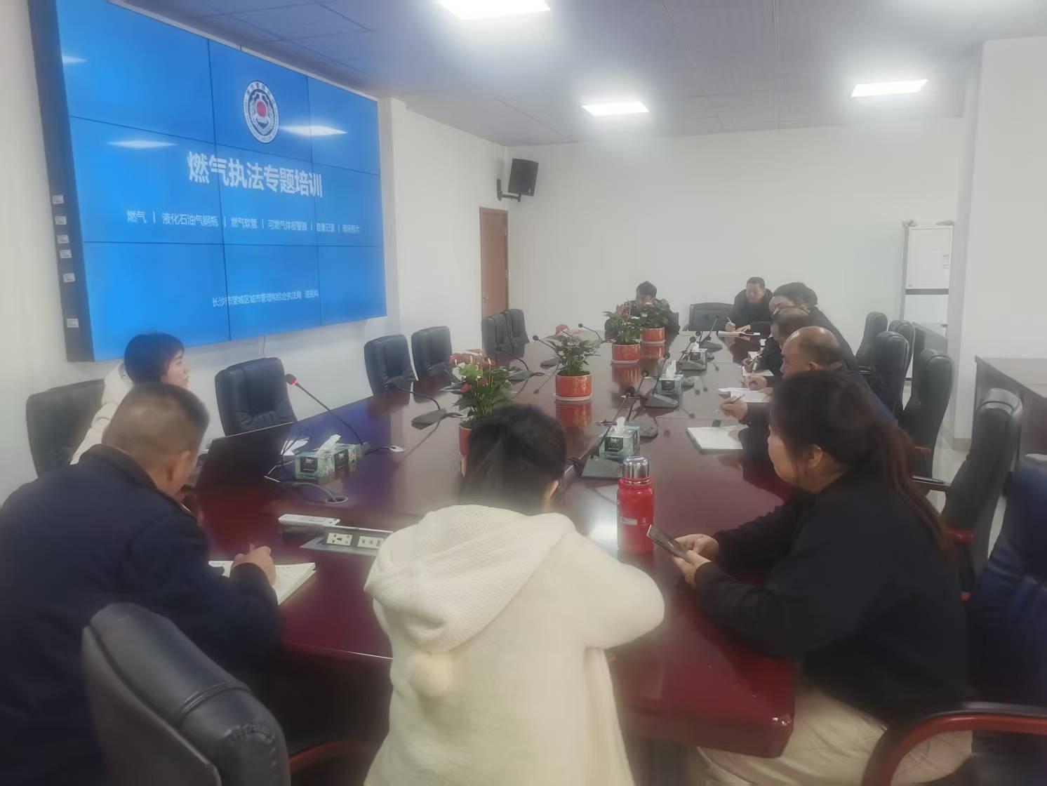 望城区城管执法局如何通过三次培训提升执法水平?揭秘背后的秘密 第2张 望城区城管执法局如何通过三次培训提升执法水平?揭秘背后的秘密 第2张