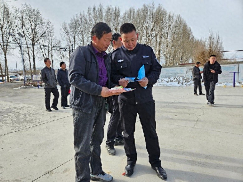 高台县新坝司法所联合多单位开展法治宣传进乡村活动，你了解这些法律知识了吗？