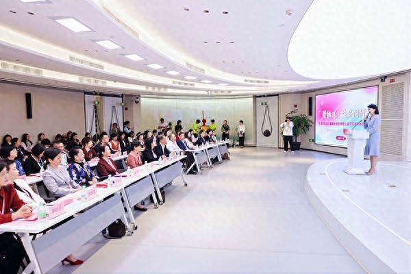 宁波市妇女儿童基金会揭牌！6大公益项目重磅推出，你的爱心将如何改变他们的命运？