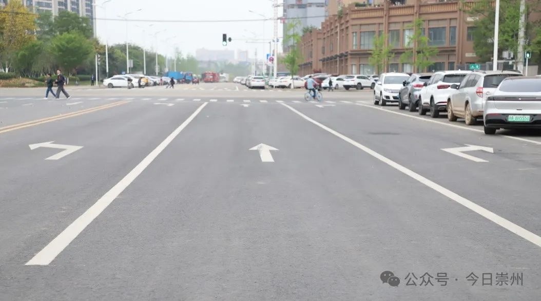 东兴街全新通车！500米双向4车道，停车难问题将如何解决？  第4张