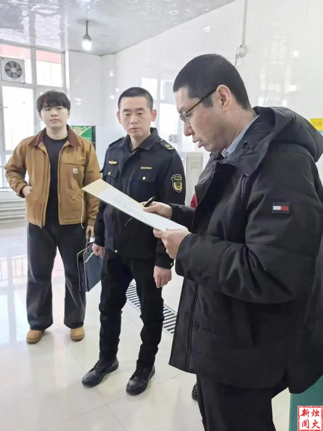 大庆市48所学校突遭检查！你的孩子在学校吃得安全吗？  第2张