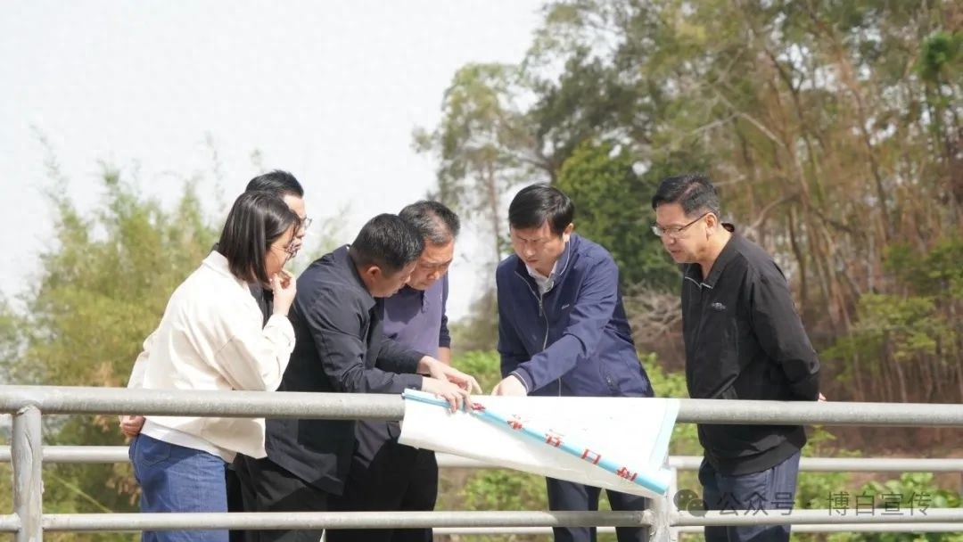 县长覃挺亲临一线！文地镇水环境治理背后隐藏着怎样的民生大计？