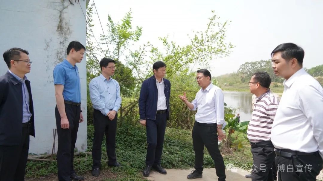 县长覃挺亲临一线！文地镇水环境治理背后隐藏着怎样的民生大计？  第2张