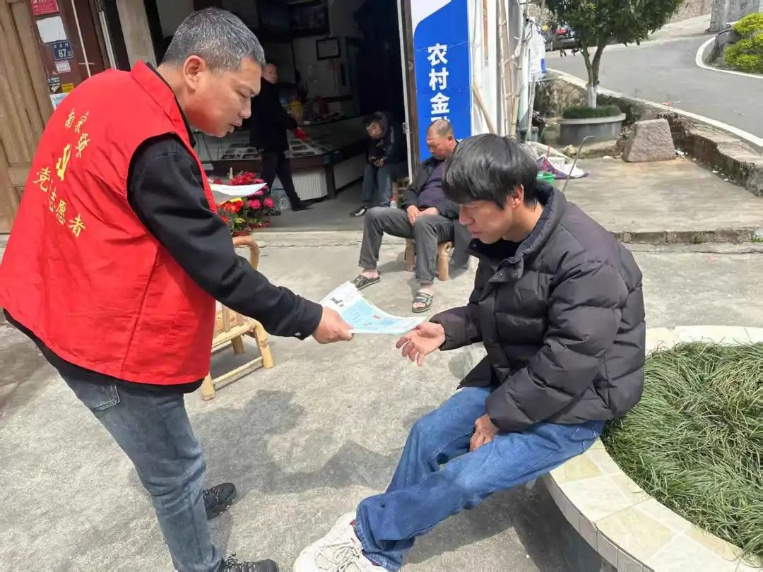 南宋镇如何用一键呼充电桩守护1400户家庭？这个智慧养老妙招太暖心  第13张