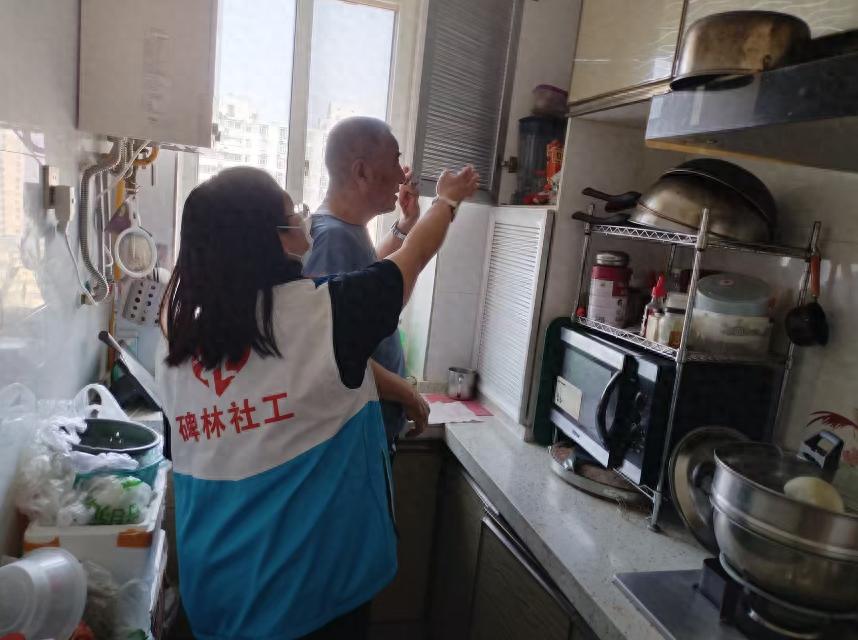 夏天用电负荷大，空调插座别乱插！你家做到了吗？