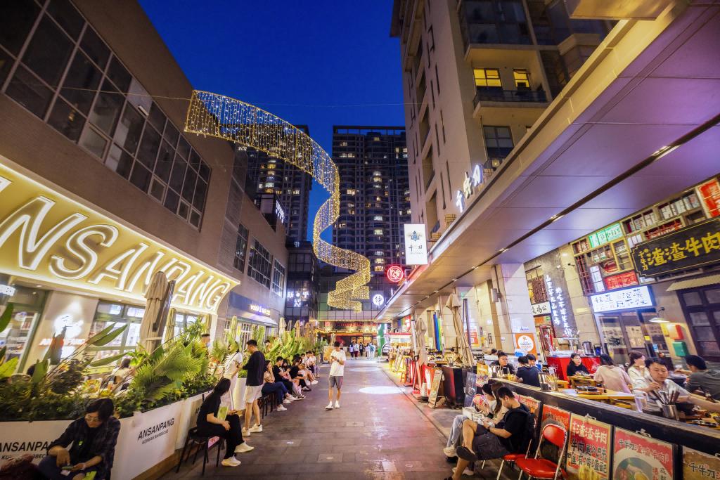 2025美团酒吧指南发布！北京朝阳区这些酒吧凭啥上榜？增速超30%的秘密是？  第2张