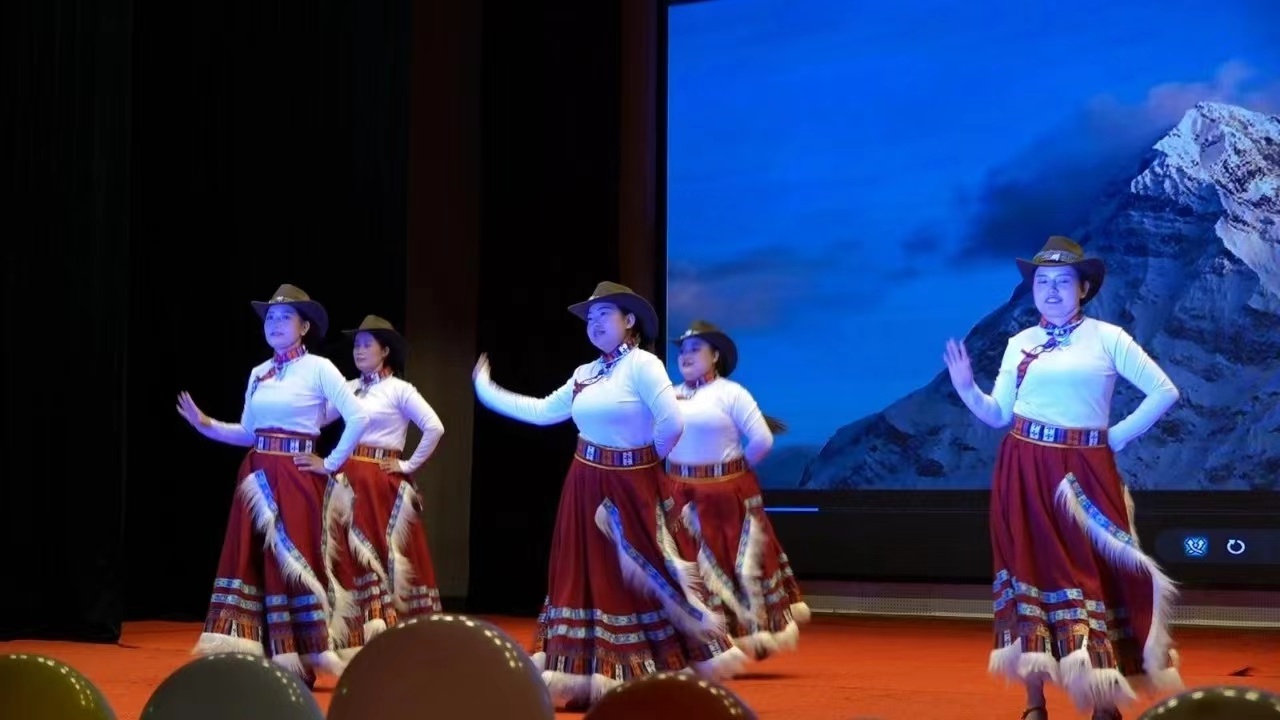 福贡县5·12国际护士节文艺汇演，精彩节目轮番登场？你不容错过  第2张