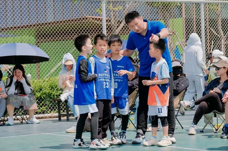 徐汇区篮球联赛青少年专场收官！萌娃与少年谁能称霸赛场？  第3张