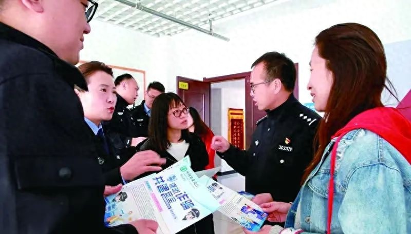 5月7日辽宁日报报道！四合一反诈护卫队如何守护居民防骗？