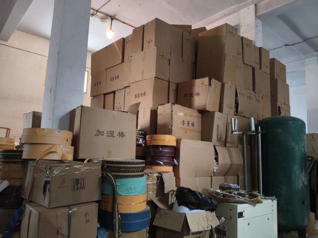 未获许可竟生产销售假烟，涉案 800 余万，18 人被抓？  第2张