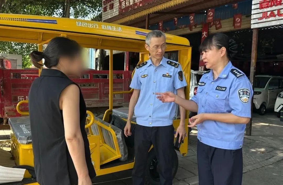 学雷锋日西双版纳严查三轮摩托车销售隐患！非法改装问题咋解决？  第4张