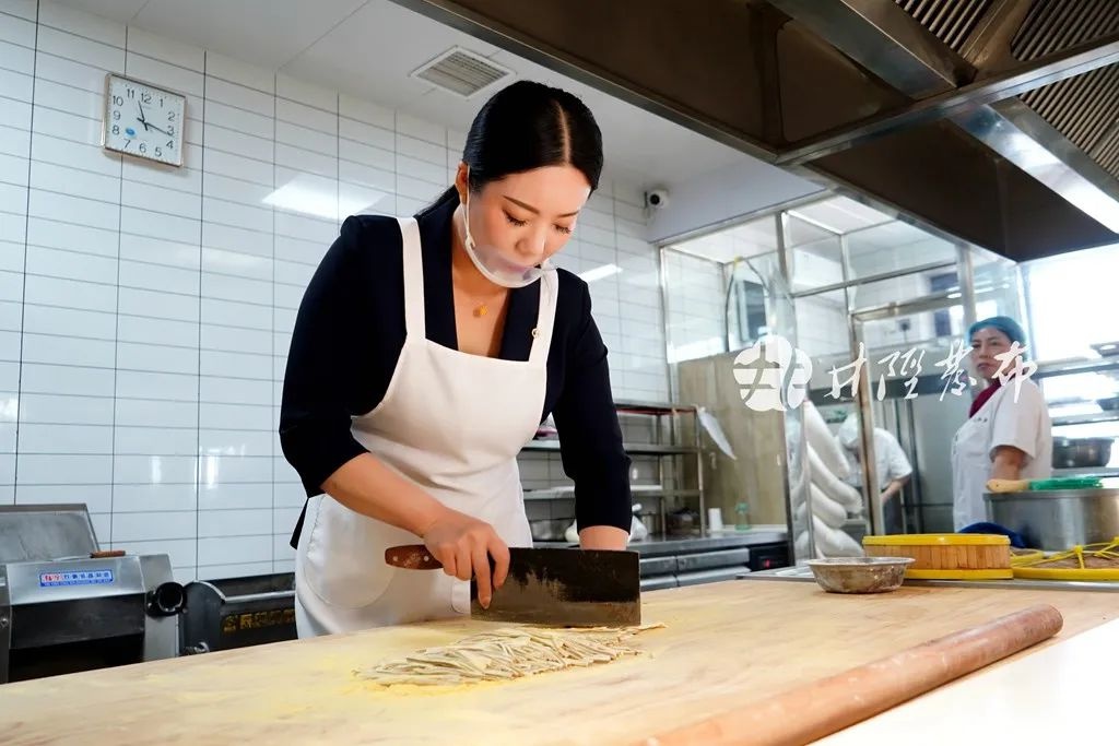 2025年陉马·行半程马拉松赛落幕半月余，这家姊妹花酒店凭啥火出圈？  第2张