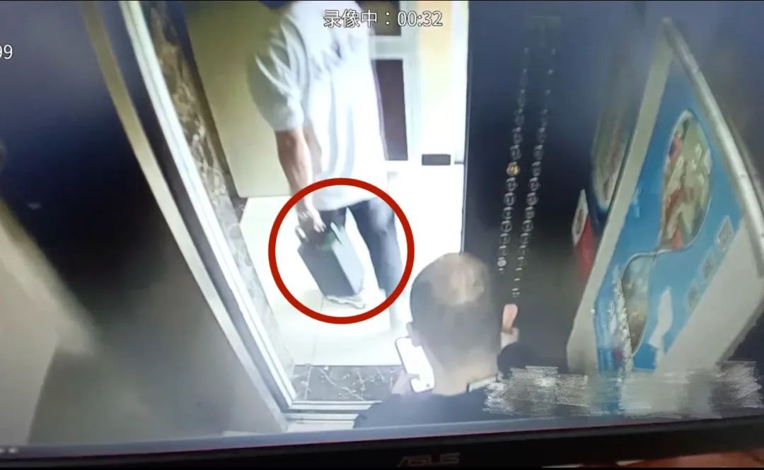 北京开出首批罚单！禁止带电动自行车电池进电梯，违者最高罚千元！你还敢吗？  第2张