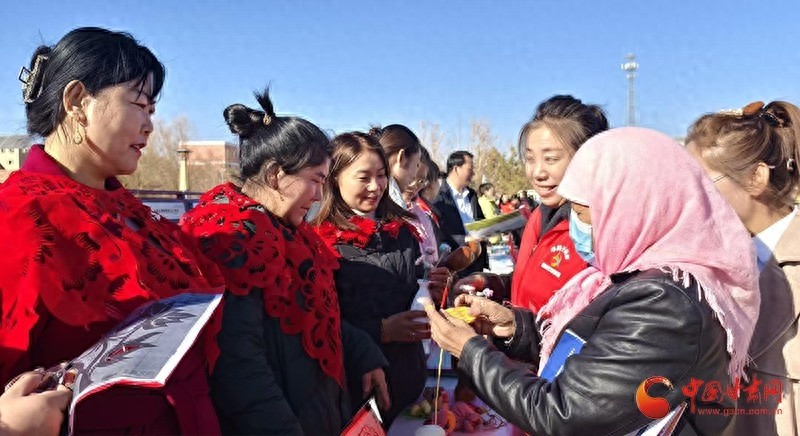 金塔县东坝镇集市上演非遗盛宴，你准备好迎接这场文化大餐了吗？
