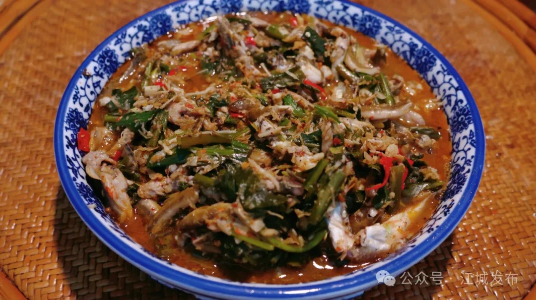 曲水镇的竹筒佳肴：为何这里的竹筒饭香气四溢，让人垂涎三尺？  第7张