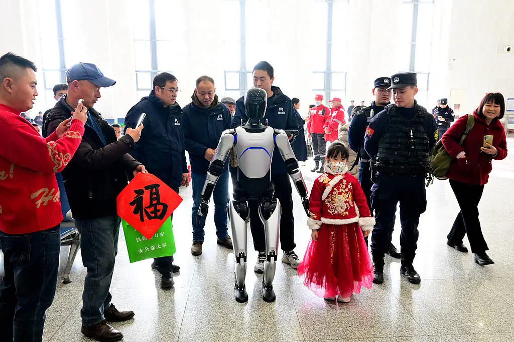 2025年春运首日，全国铁路人潮涌动！你准备好迎接这场世界最大规模的人口迁徙了吗？  第13张